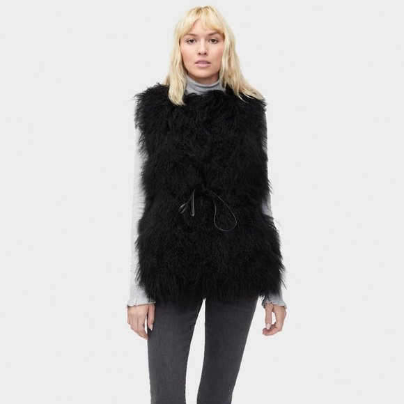 Ugg Black Abbey Mongolian Shearling Vest Size M nwt - Picture 4 of 5